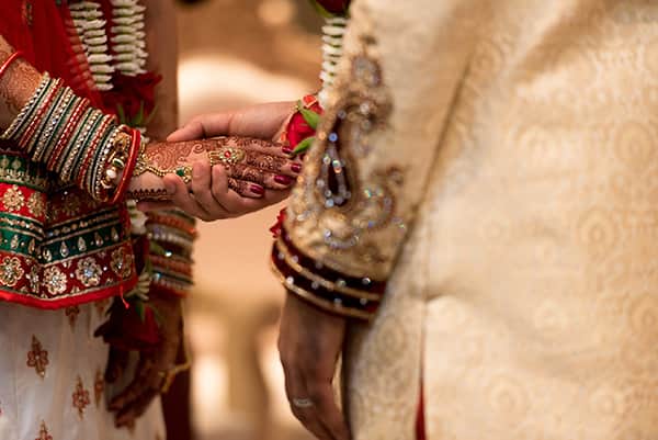 Piyushbhai Mehta performing Hindu wedding ceremony in London